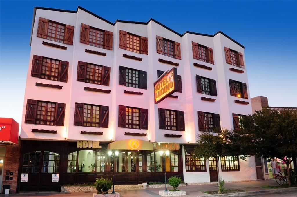 Andino Hotel Villa Carlos Paz Bagian luar foto