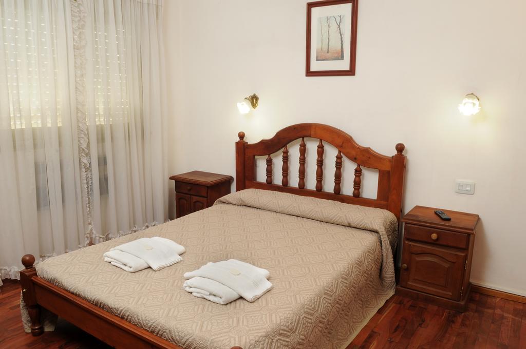 Andino Hotel Villa Carlos Paz Bagian luar foto