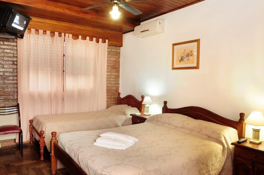 Andino Hotel Villa Carlos Paz Bagian luar foto