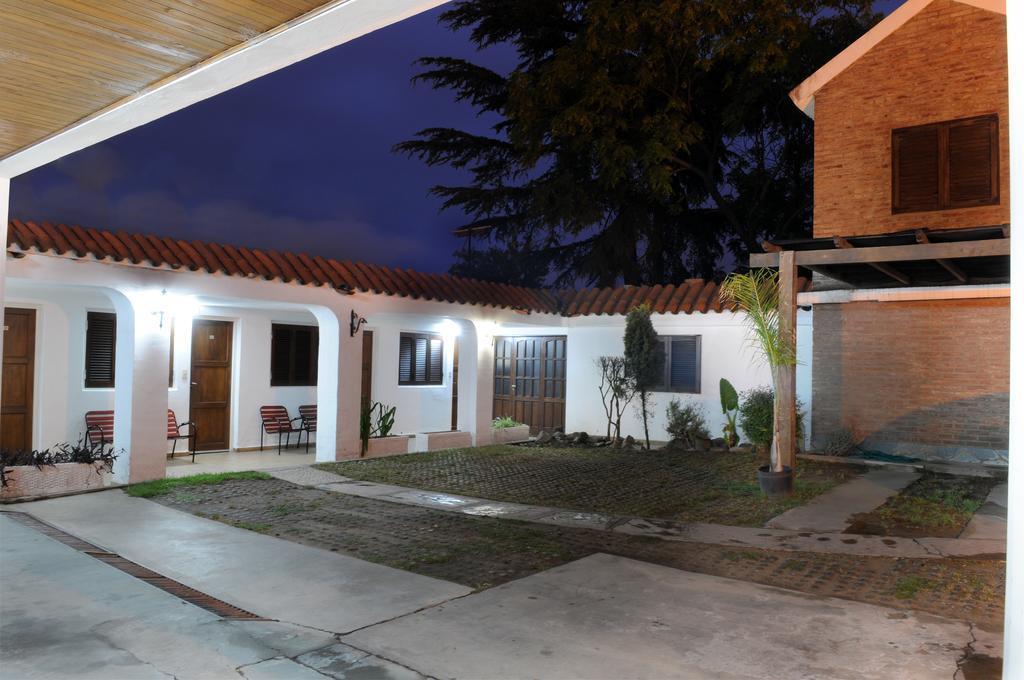 Andino Hotel Villa Carlos Paz Bagian luar foto